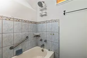 13050 Alexander St, Sylmar, CA 91342 - Photo 19