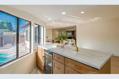 6313 Melvin Ave, Tarzana, CA 91335 - Photo 17