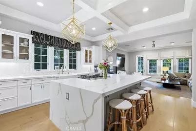 25473 Prado De Las Calabazas, Calabasas, CA 91302 - Photo 11