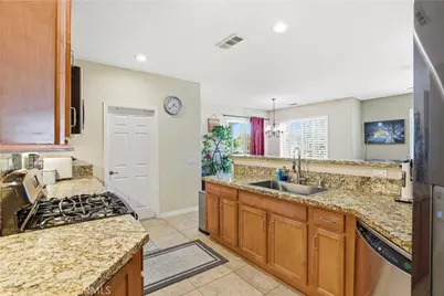 23891 Toscana, Valencia, CA 91354 - Photo 11