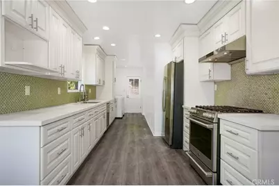 21823 Providencia Street, Woodland Hills, CA 91364 - Photo 5