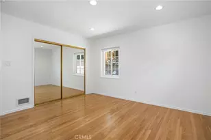 21823 Providencia St, Woodland Hills, CA 91364 - Photo 17