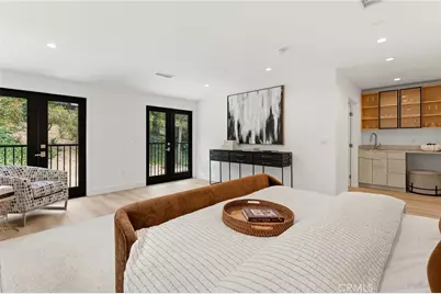 4041 Vanalden Avenue, Tarzana, CA 91356 - Photo 25