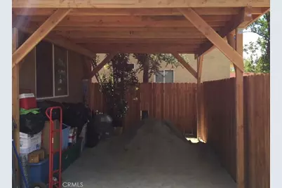 10913 10915 Tamarack, Pacoima, CA 91331 - Photo 5