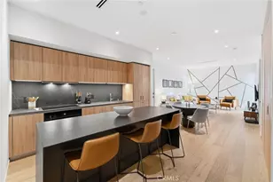 1030 N Kings Road, West Hollywood, CA 90069 - Photo 1