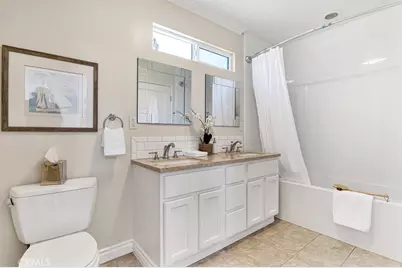 21219 De La Osa, Woodland Hills, CA 91364 - Photo 13