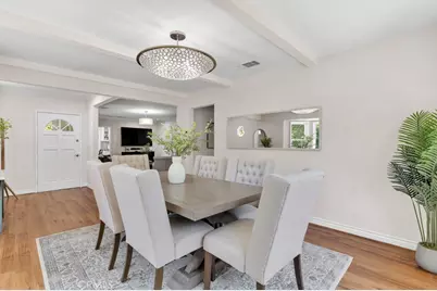 21219 De La Osa, Woodland Hills, CA 91364 - Photo 15