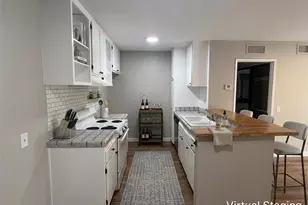 23515 Lyons, Valencia, CA 91355 - Photo 7