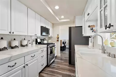 27626 Buckskin, Castaic, CA 91384 - Photo 9