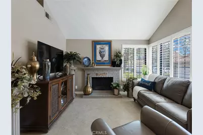 424 Country Club Drive #A, Simi Valley, CA 93065 - Photo 7