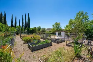 21753 Propello, Saugus, CA 91350 - Photo 39