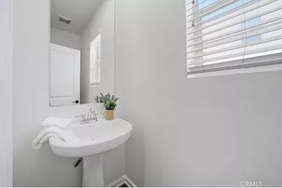 21753 Propello, Saugus, CA 91350 - Photo 31