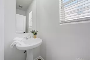 21753 Propello, Saugus, CA 91350 - Photo 31