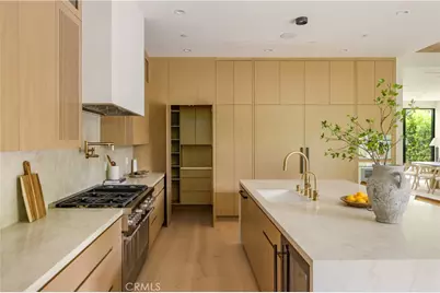 4245 Bellaire Avenue, Studio City, CA 91604 - Photo 17