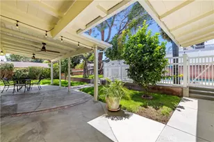 10011 Genesta Ave, Northridge, CA 91325 - Photo 3
