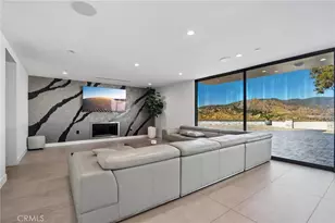 13042 Jolette Ave, Granada Hills, CA 91344 - Photo 9
