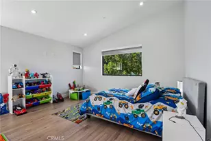 13042 Jolette Ave, Granada Hills, CA 91344 - Photo 27