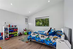 13042 Jolette Ave, Granada Hills, CA 91344 - Photo 27