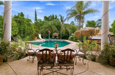 8836 Enfield Avenue, Sherwood Forest, CA 91325 - Photo 27
