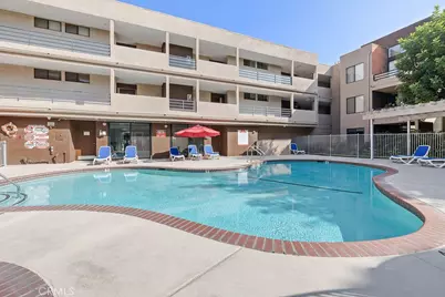7826 Topanga Canyon Boulevard #301, Canoga Park, CA 91304 - Photo 29