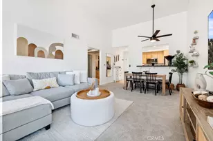 7826 Topanga Canyon Blvd, Canoga Park, CA 91304 - Photo 3