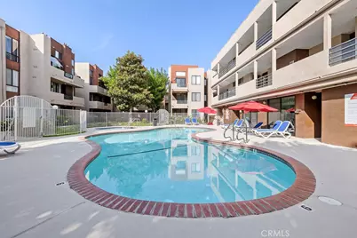 7826 Topanga Canyon Boulevard #301, Canoga Park, CA 91304 - Photo 27