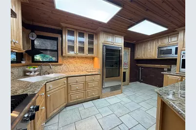 8417 Tampa Avenue, Northridge, CA 91324 - Photo 7