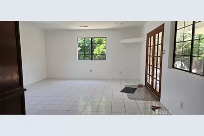 8068 Hazeltine, Panorama City, CA 91402 - Photo 7