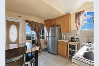 816 S Record Avenue, Los Angeles, CA 90023 - Photo 27