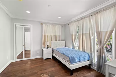1043 S Victoria Avenue, Los Angeles, CA 90019 - Photo 11