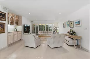 20250 Allentown Dr, Woodland Hills, CA 91364 - Photo 9