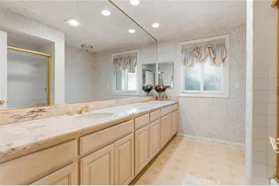 20250 Allentown Drive, Woodland Hills, CA 91364 - Photo 25