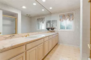 20250 Allentown Dr, Woodland Hills, CA 91364 - Photo 25