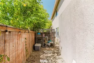 32480 The Old Rd, Castaic, CA 91384 - Photo 57
