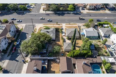 14005 Victory Boulevard, Van Nuys, CA 91401 - Photo 11