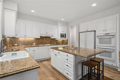 25730 Hawthorne Place, Stevenson Ranch, CA 91381 - Photo 11