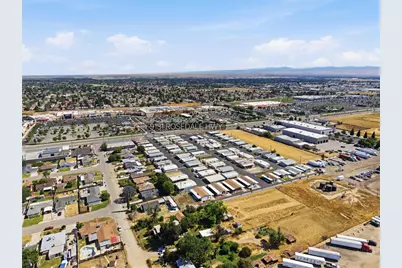 9131 Rosedale Highway #49, Bakersfield, CA 93312 - Photo 33