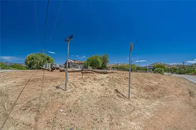 10367 Escondido Canyon, Agua Dulce, CA 91390 - Photo 19
