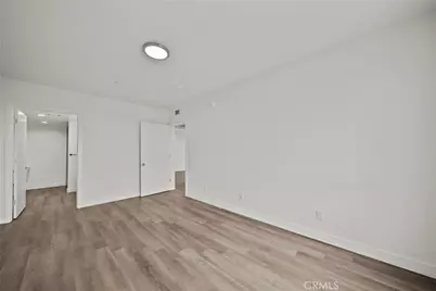 900 S Kenmore Avenue #504, Los Angeles, CA 90006 - Photo 17