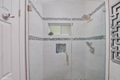 20865 Martha, Woodland Hills, CA 91367 - Photo 17