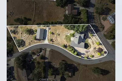 27021 Barkes Way, Tehachapi, CA 93561 - Photo 3