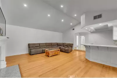 17082 Parthenia, Sherwood Forest, CA 91325 - Photo 9