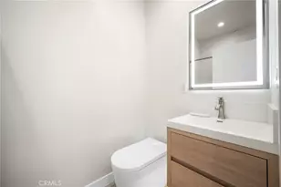 5412 Fallbrook Ave, Woodland Hills, CA 91367 - Photo 19