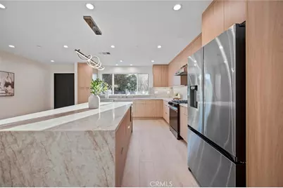 5412 Fallbrook Avenue, Woodland Hills, CA 91367 - Photo 9