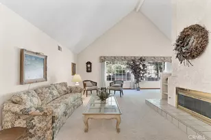 19817 Hiawatha St, Chatsworth, CA 91311 - Photo 3