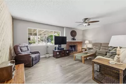 28003 Urbandale Avenue, Saugus, CA 91350 - Photo 3