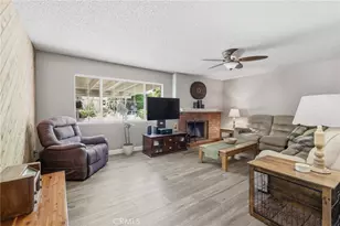 28003 Urbandale Ave, Saugus, CA 91350 - Photo 3