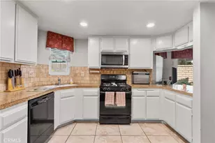 15816 Cindy Ct, Canyon Country, CA 91387 - Photo 17