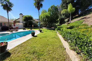 31329 Tobiah Pl, Castaic, CA 91384 - Photo 33