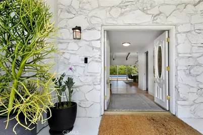 5714 Wilhelmina, Woodland Hills, CA 91367 - Photo 5